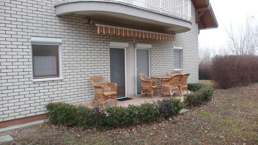 Nyarido Apartman Leilighet Alsóörs Eksteriør bilde